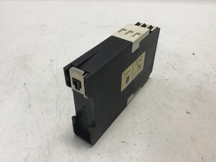 Used ENTRELEC Safety Relay ESTOP-2 #136809