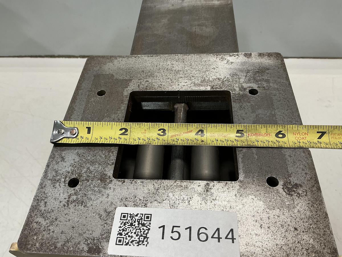 Used PPE NO MODEL NUMBER / NO TAG