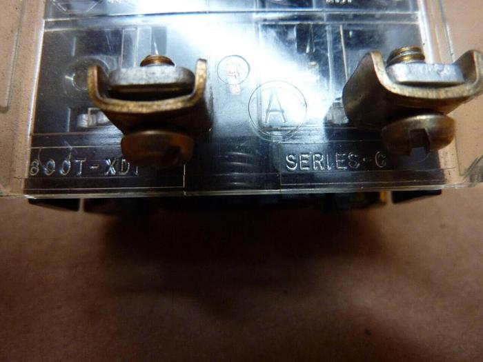 Used ALLEN BRADLEY Push Button 800T-B1 GREEN #38182