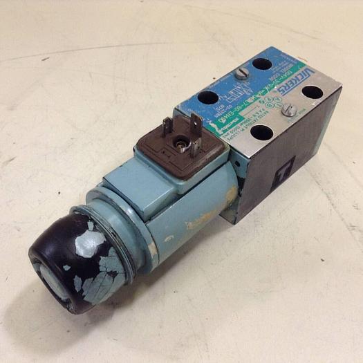 Used VICKERS Directional Valve DG4V-3S-2AL-M-U-HL7-60-EN490 #80180