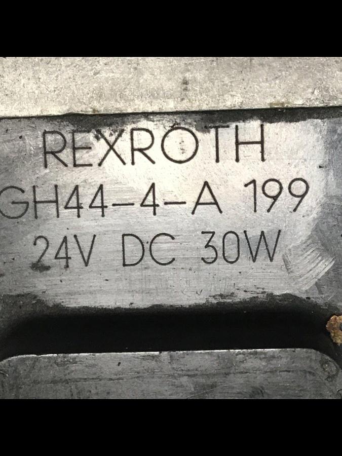 Used REXROTH Valve 4WE6E51/BG24N9K4V USED
