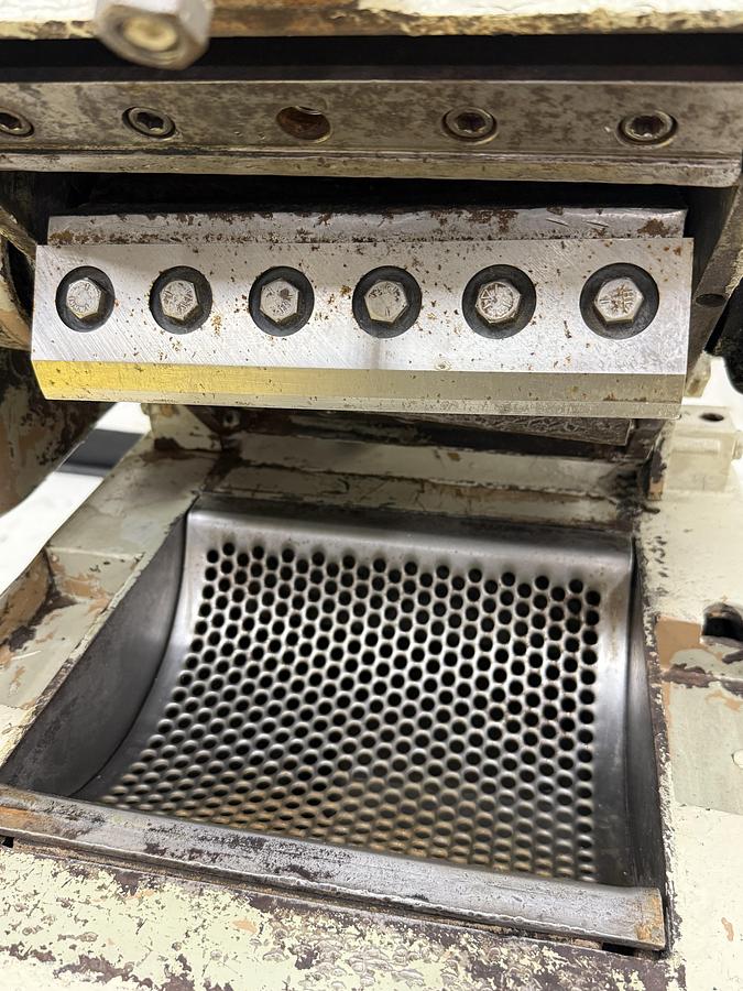 Used NELMOR G810M1 Grinder Granulator USED #152716
