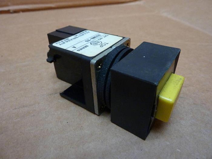 Used ALLEN BRADLEY Push Button 800MB-X0 YELLOW #38190