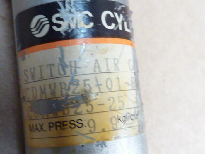 Used SMC Switch Air Cylinder CDMWB25-01-80157 #39487