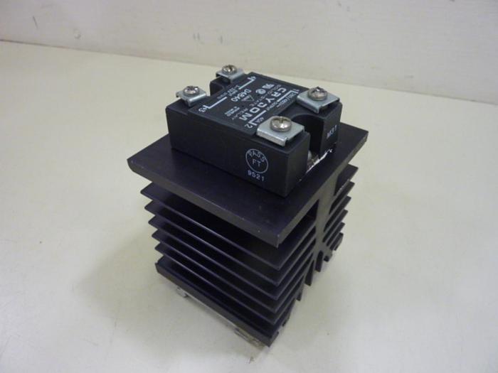 Used CRYDOM Solid State Relay D4840 #48669
