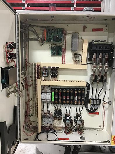 Used CINCINNATI MILACRON Dryer w/ 3 Hoppers & Loaders DD-1700 HOP USED