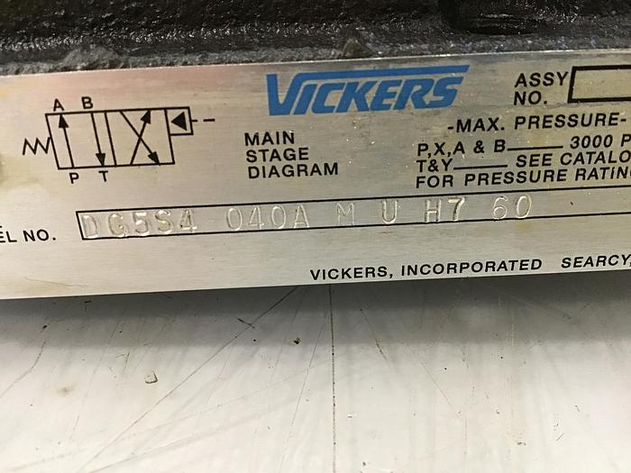 Used VICKERS DG4V-3-2A-M-U-H7-60 Valve Used #141655