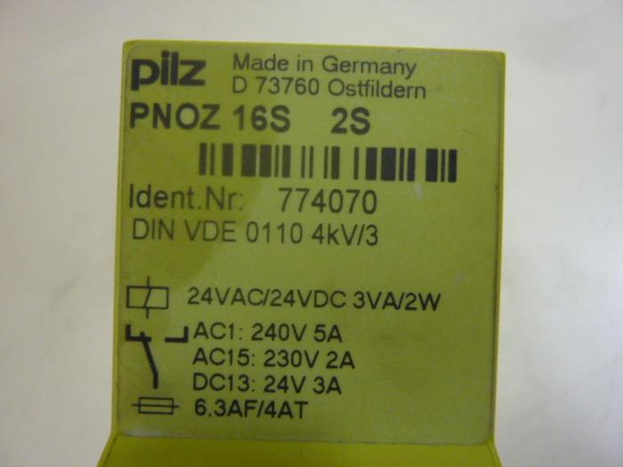 Used PILZ Safety Relay PNOZ16S2S #52267
