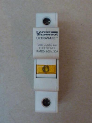 Used FERRAZ SHAWMUT 30 Amp Fuse Holder USCC1I #31245