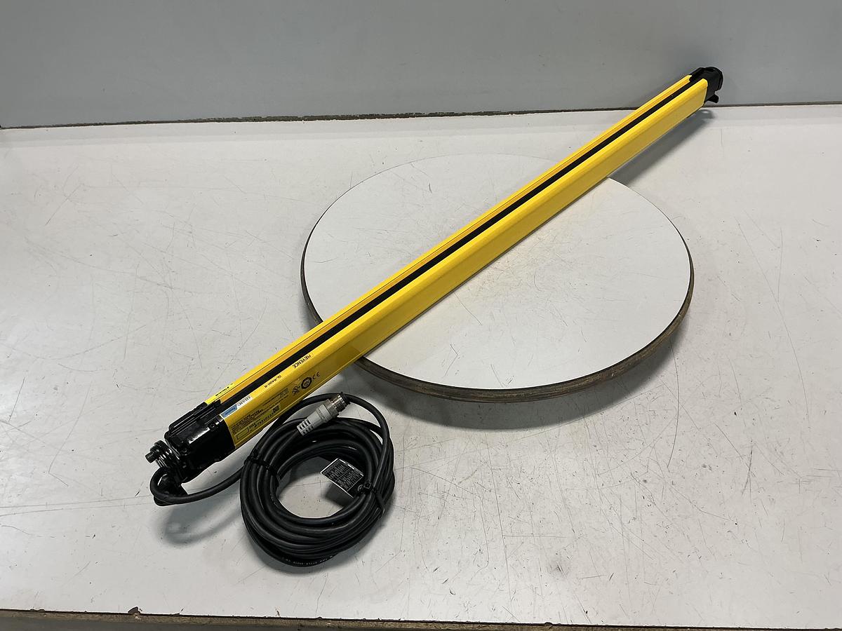 Used KEYENCE GL-R40H-R