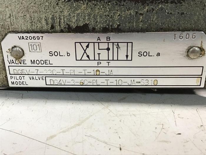 Used VICKERS Valve DG5V-7-33C-T-PL-T-10-JA Used