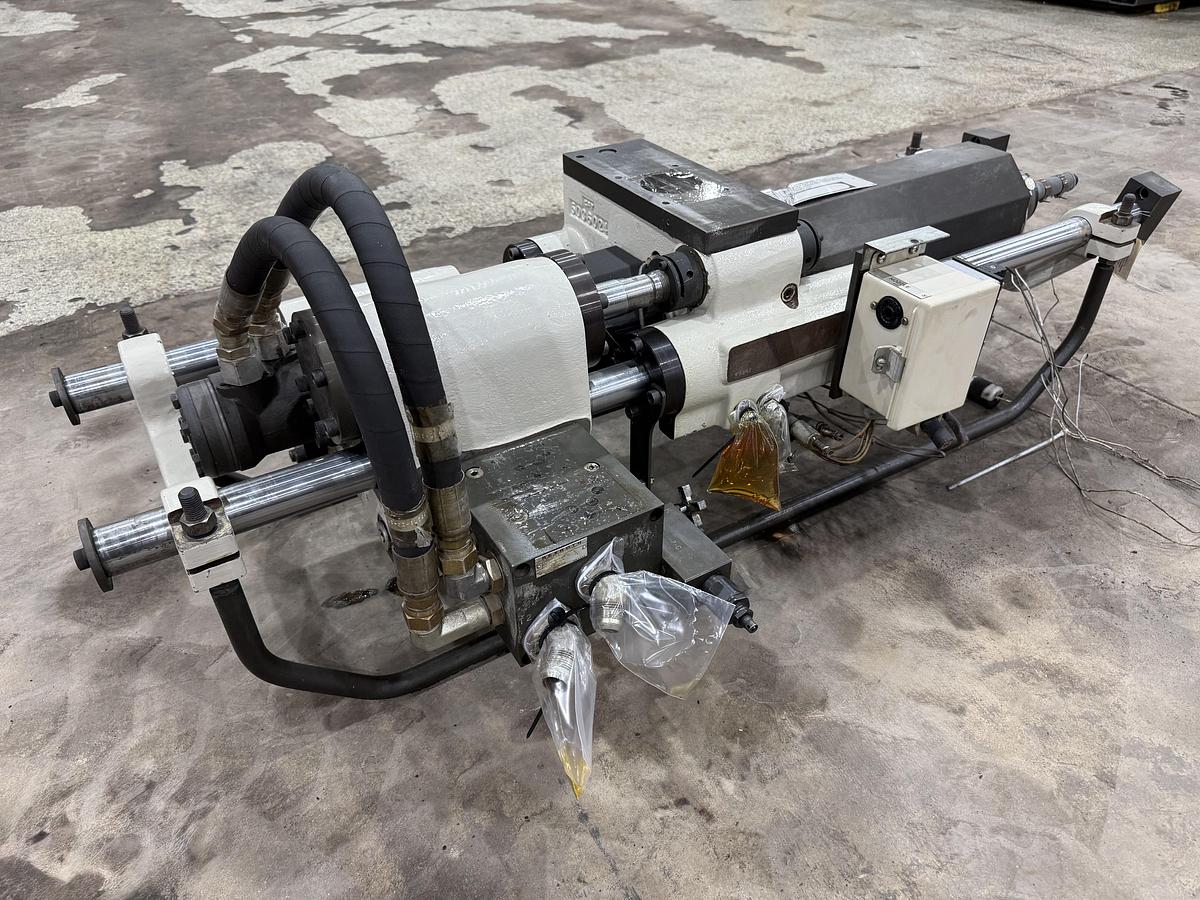Used CINCINNATI MILACRON VSX 85-6.04