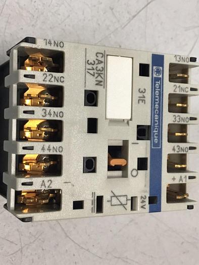Used TELEMECANIQUE Control Relay CA3KN317 #119183