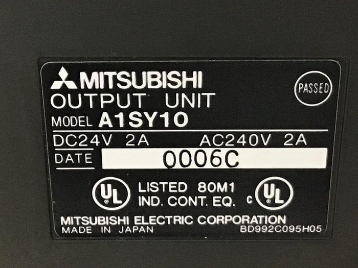 Used MITSUBISHI Output Module A1SY10 #125190