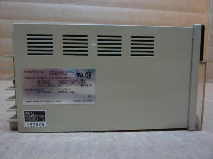 Used OMRON Temperature Control E5E4-R91J #27493