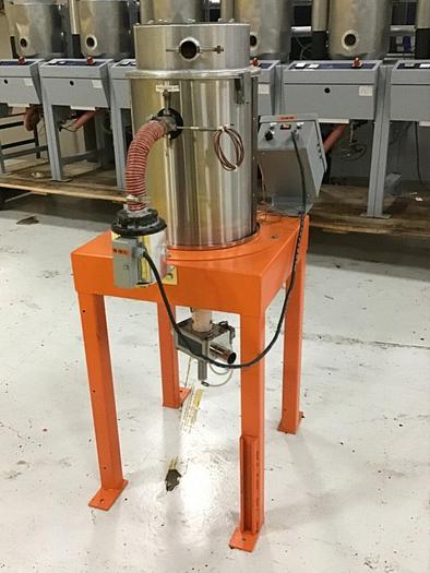 Used MOTAN Drying Hopper w/ Booster Heater BH/240V/1+2 KW Used