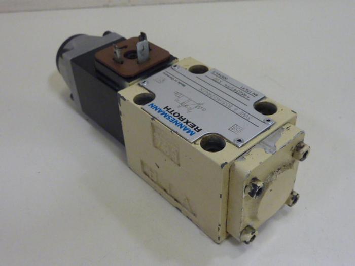 Used REXROTH Valve 3WE6B53AG24NZ5L #53105