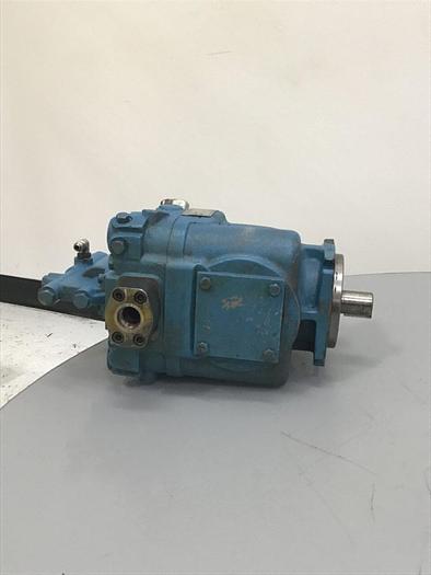 Used VICKERS Hydraulic Piston Pump PVE35QR122C21V1721 Used