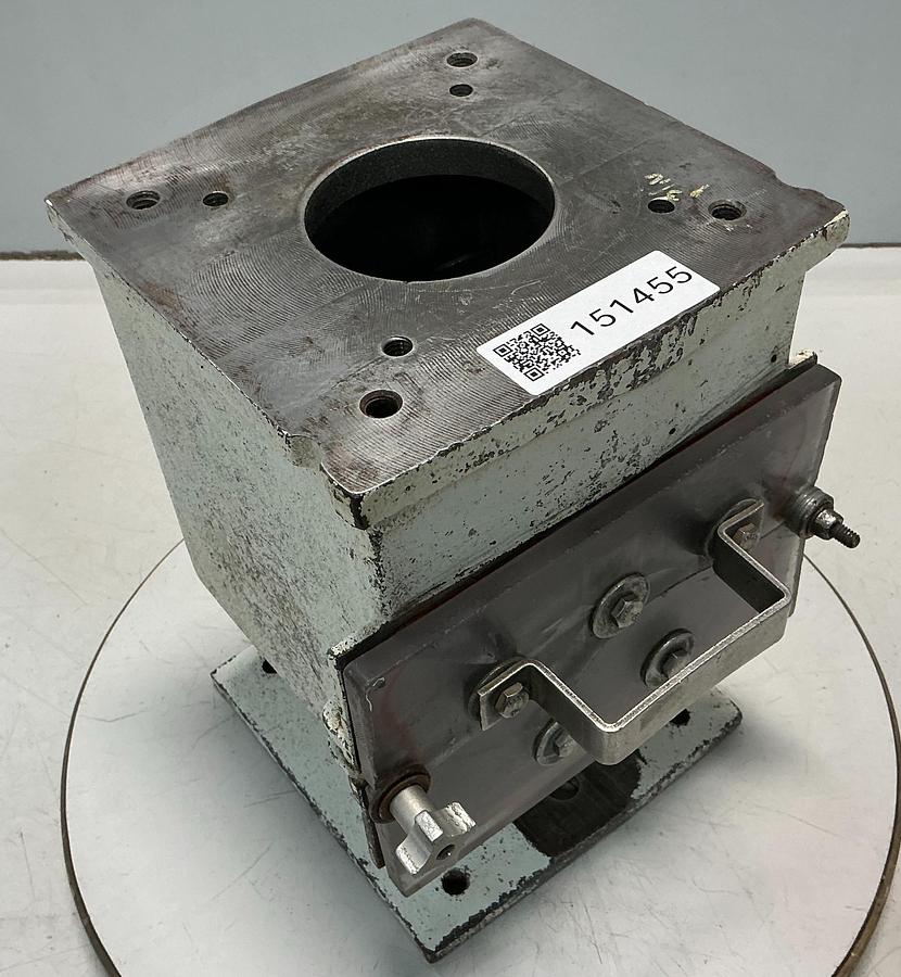 Used METAL FABRICATOR NO MODEL / NO TAG