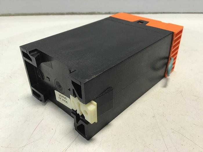 Used E DOLD & SOHNE KG Emergency Stop Module BD5987.02/001 #132565