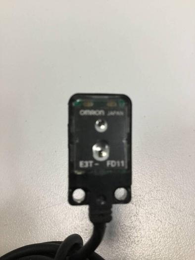 Used OMRON Photoelectric Sensor E3T-FD11 #99432