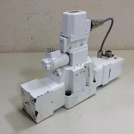 Used MOOG Hydraulic Servo Valve B97012-024 Used