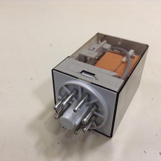 Used ALLEN BRADLEY Relay 700-HA32A1-4 SER D #76330