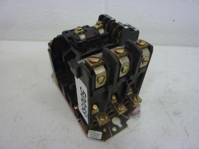 Used ALLEN BRADLEY Contactor 500-AOD93 SER B #50058