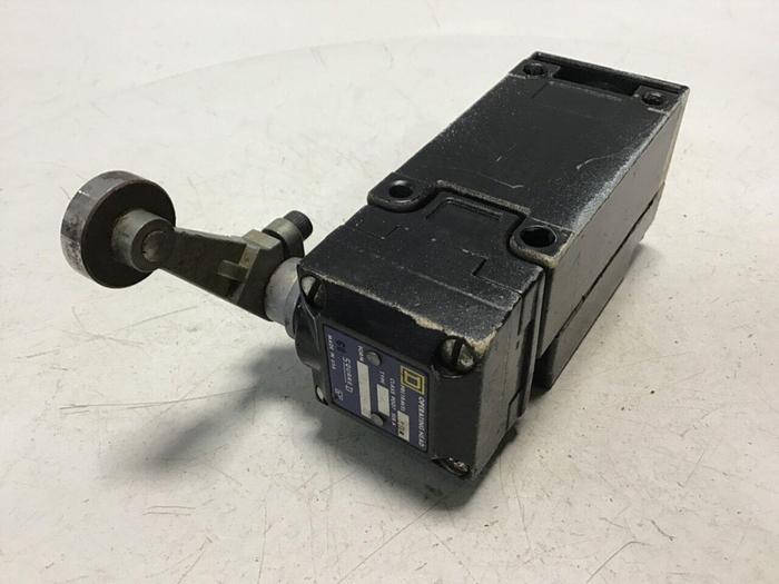 Used SQUARE D Limit Switch 9007-AEQ2699 Used
