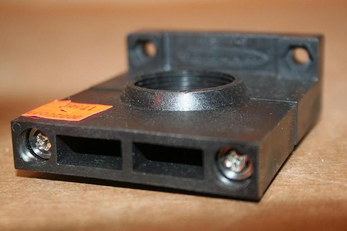 BANNER ENGINEERING Sensor Bracket SMB30S New DNL SCRAPPED