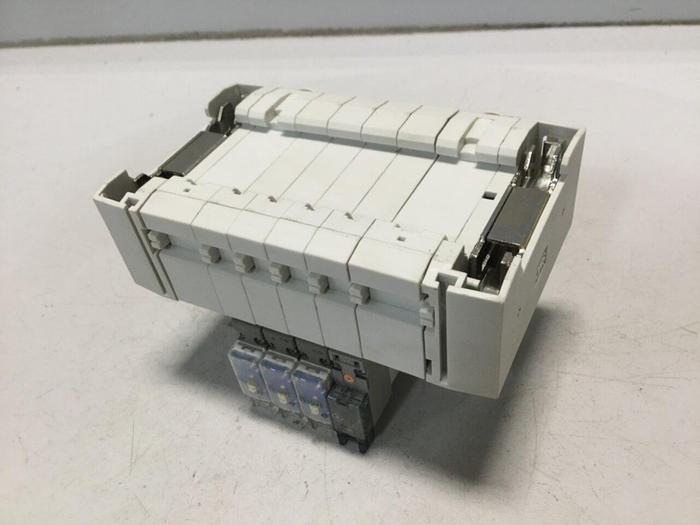 Used SMC Manifold w/ Valves SY3140-5M0U-Q #104310