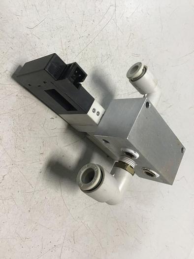 Used KOGANEI Valve & Manifold F10T0-PL3 #120876