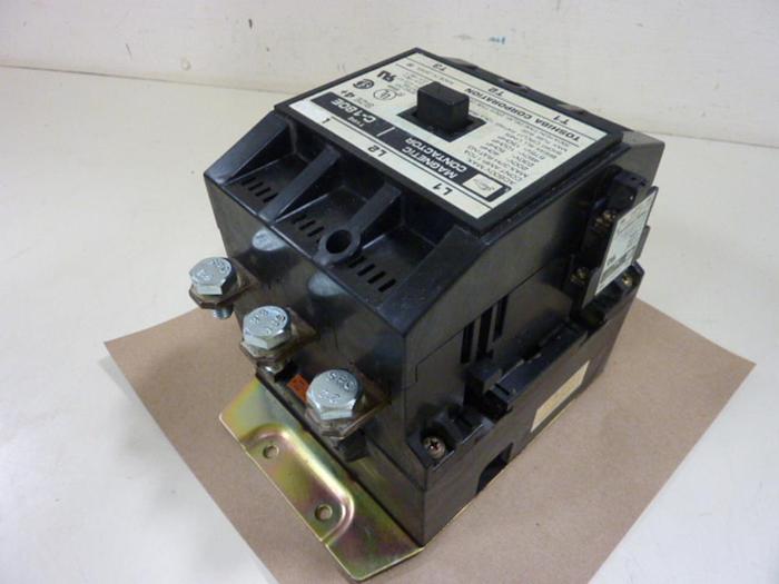 Used TOSHIBA Magnetic Contactor C-180E #58050