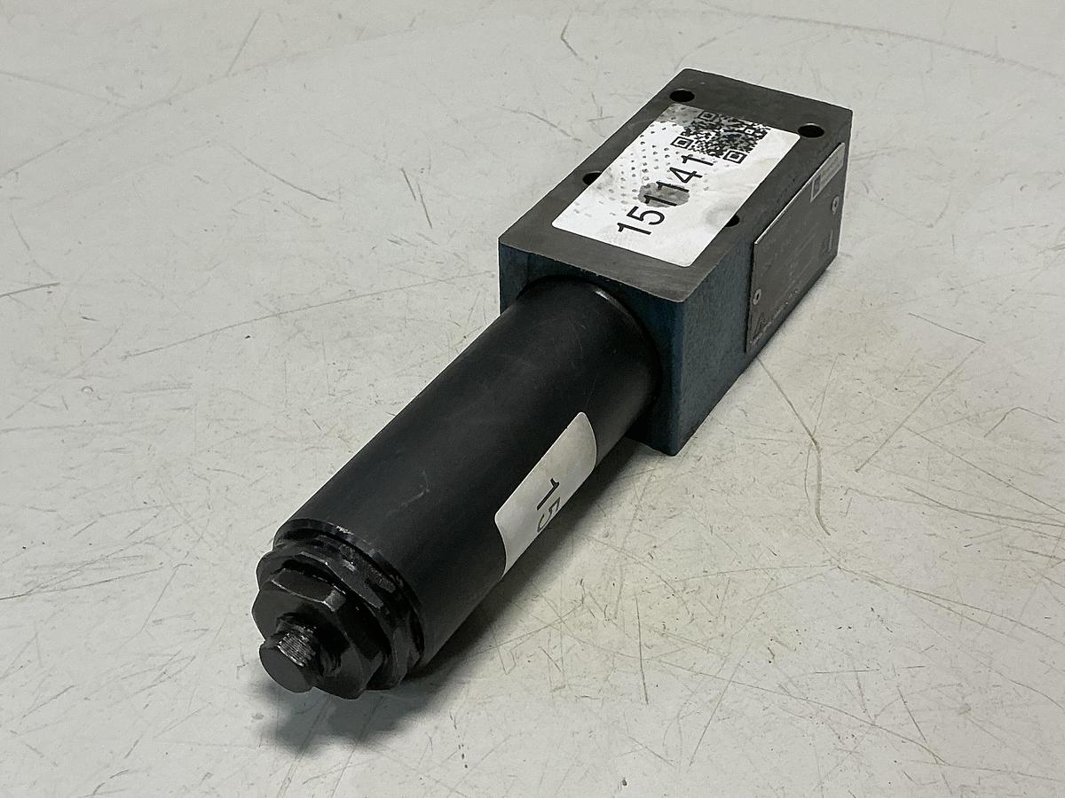 Used REXROTH ZDR6DA2-43/210Y SO43 Valve  USED