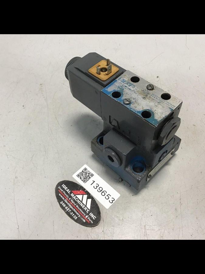 Used VICKERS Valve CVCS25W11S210A00B12 USED