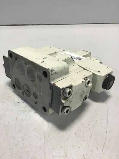 Used TOKIMEC Valve DG5V-7-31C-E-T-P7-H-80-JA94 Used