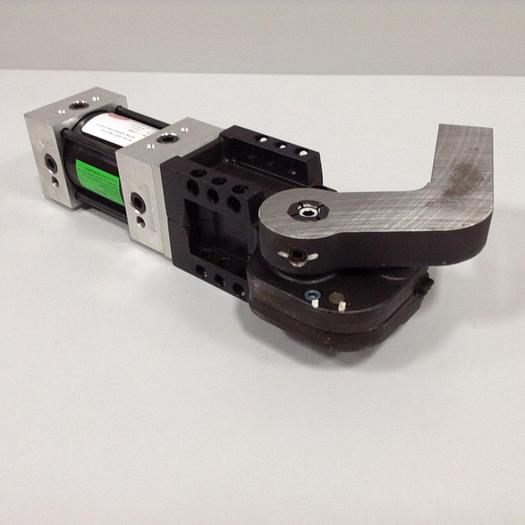 Used DESTACO Pneumatic Hold Clamp 991PMAL-025M-270B-37-22 #90102