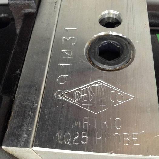 Used DESTACO Pneumatic Hold Clamp 994MAL-028M-90A-18-11-DS #90090