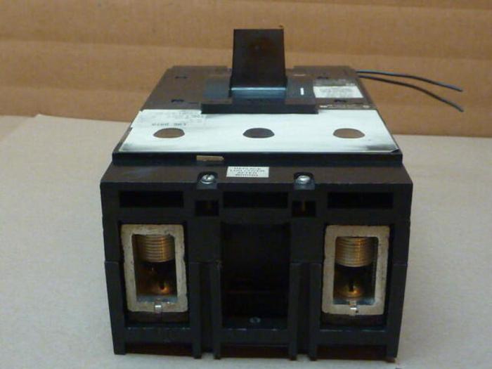 Used SQUARE D 400 Amp Circuit Breaker LAL2640036M #32126