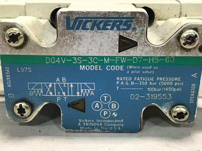 Used VICKERS Valve DG4V-3S-3C-M-FW-D7-H5-60 Used