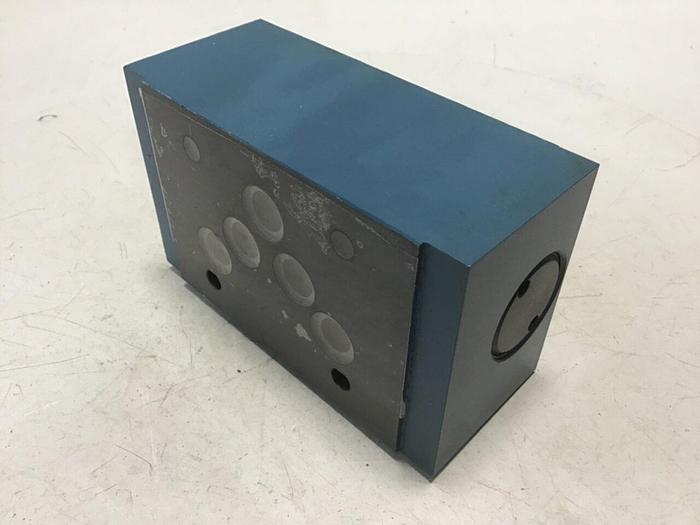 Used BOSCH Check Valve 0 811 020 027 Used