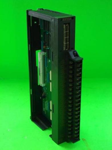 Used MITSUBISHI Output Module AY11A #8008