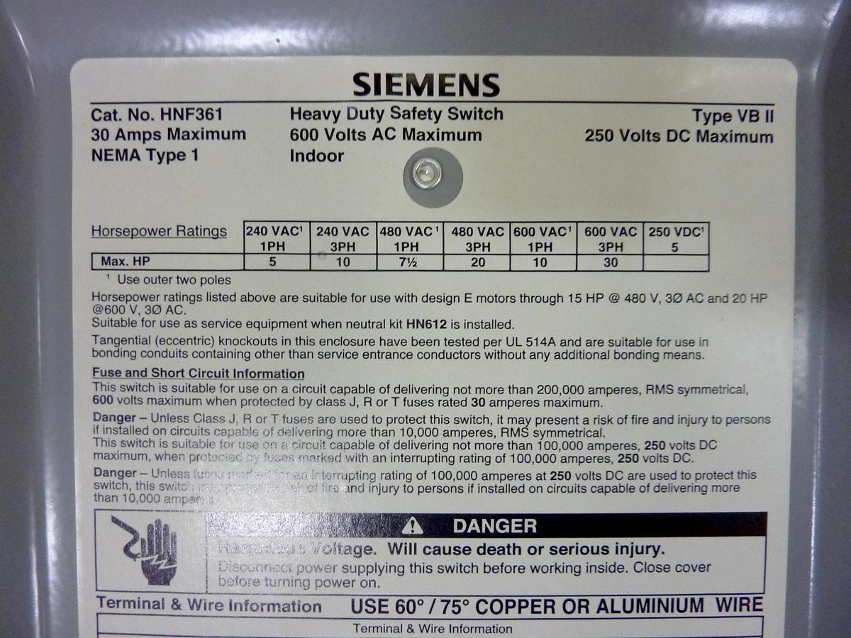 Used SIEMENS 30 Amp Safety Disconnect Switch HNF361 VBII USED