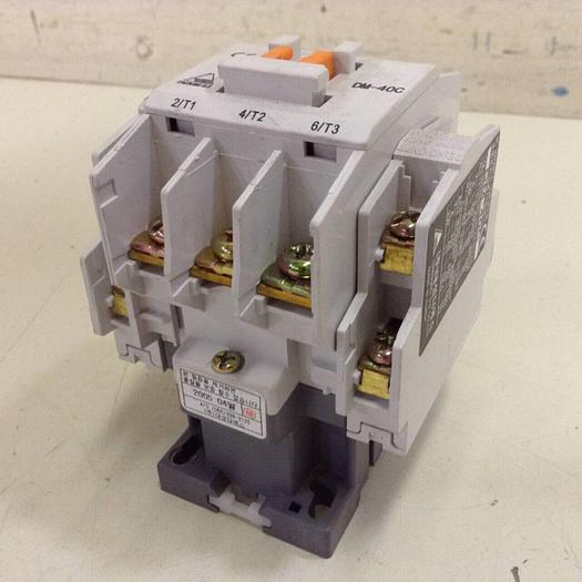 Used DAESUNG AC Magnetic Contactor DM-40C #87698