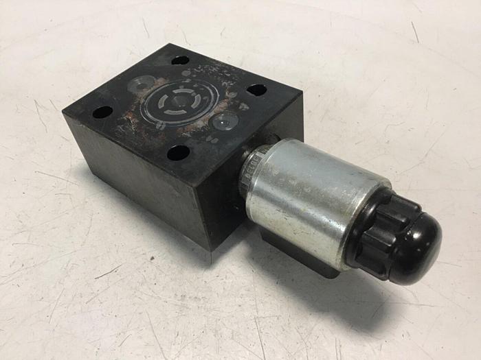 Used HYDAC Valve 218352034 #122876