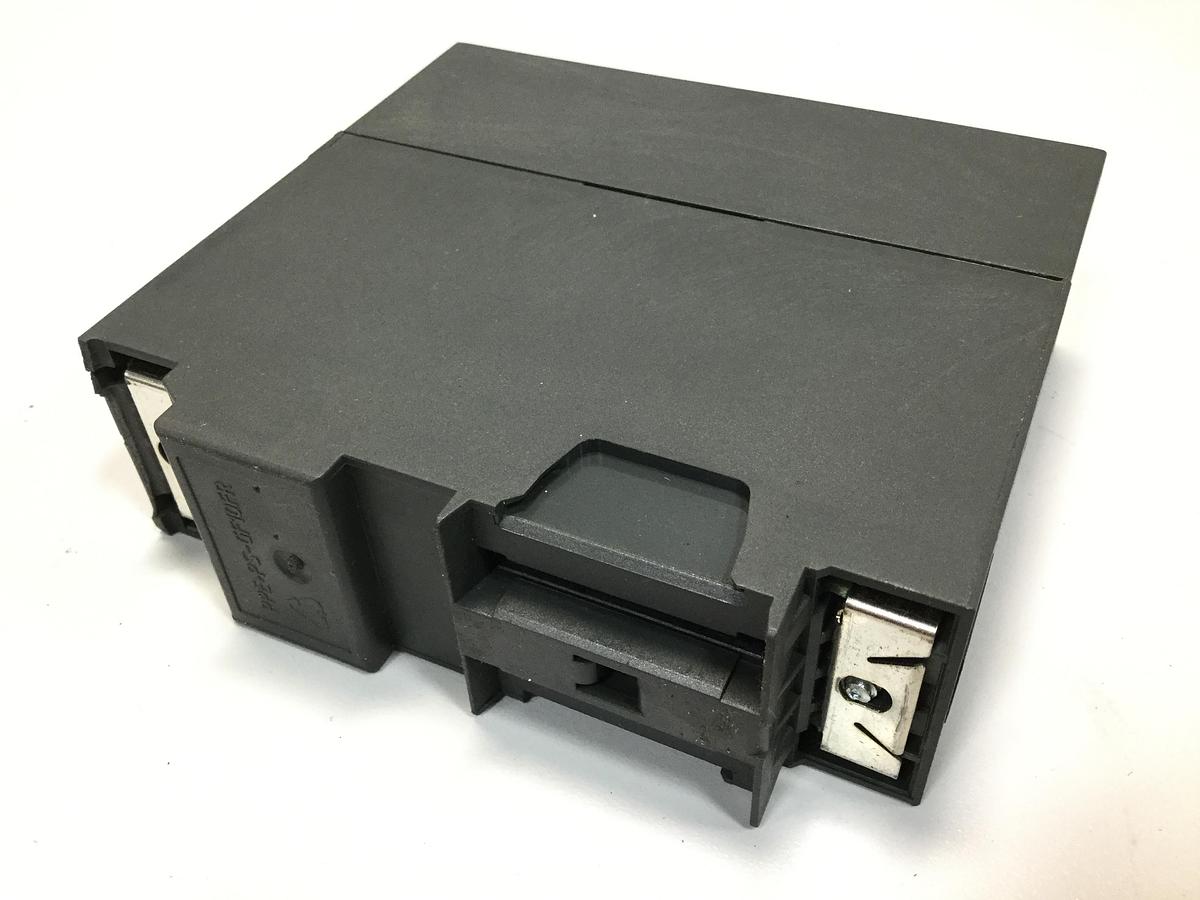 Used SIEMENS I/O Module 6ES7 323-1BL00-0AA0 USED