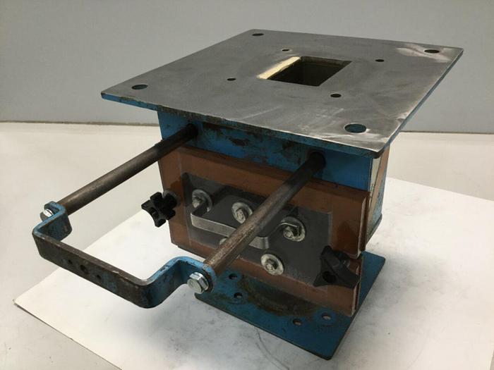 Used BUNTING Drawer Magnet 14680834 #107117