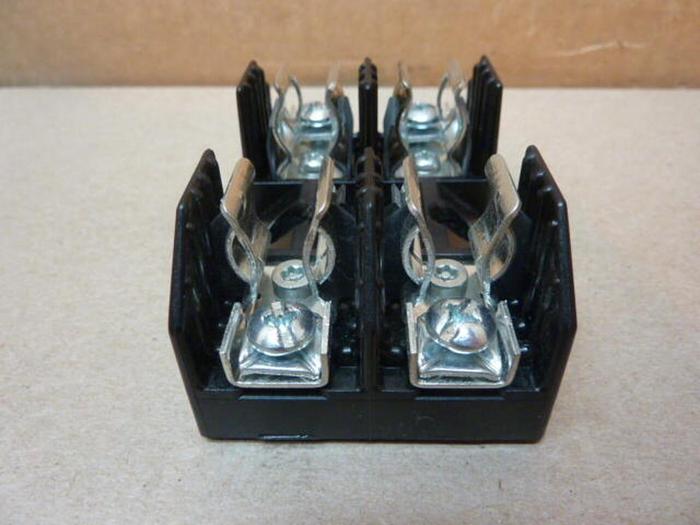 Used BUSS AUTOMATION 30 Amp Fuse Block R25030-2PR #31083