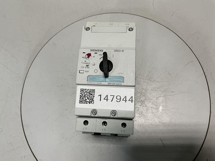 Used SIEMENS 3RV1041-4JA10