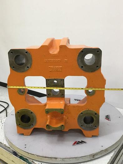 Used CINCINNATI MILACRON Rear Platen 3989550 Used